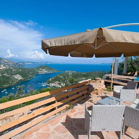 Lefkas Eagle * Sivota (Lefkada)