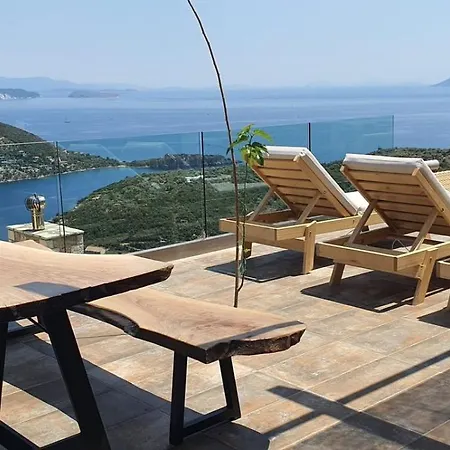 Lefkas Eagle
