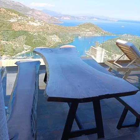 Lefkas Eagle * Sývota